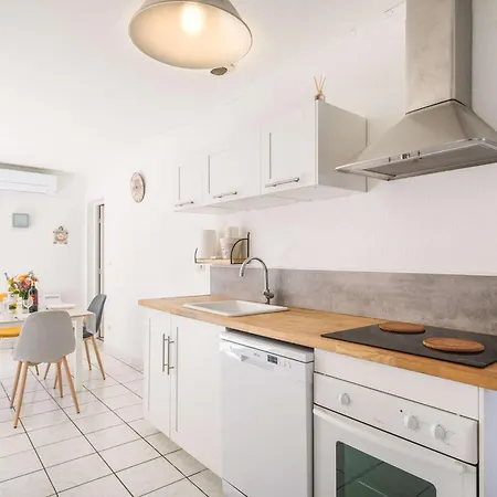 Holiday home Maison Proche - 5 Pers. - Fr-1-877-13 Biscarrosse